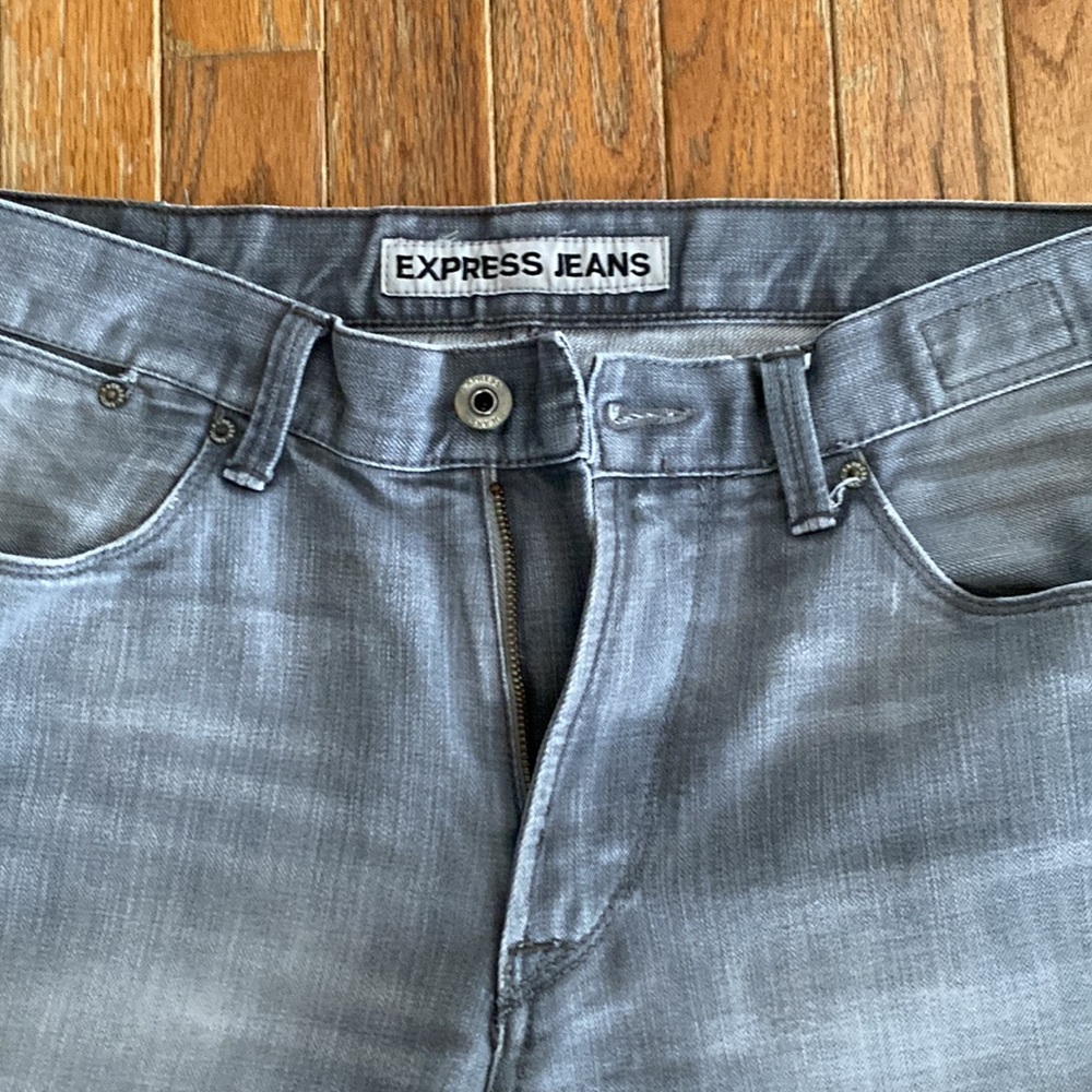 Express Men’s Kingston Classic Bootcut Jeans